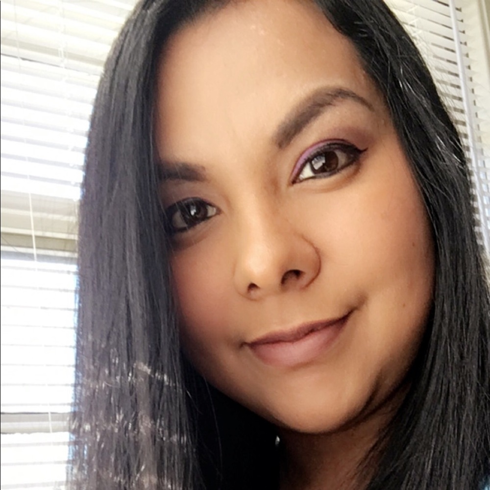 Meet your Posher, Diana